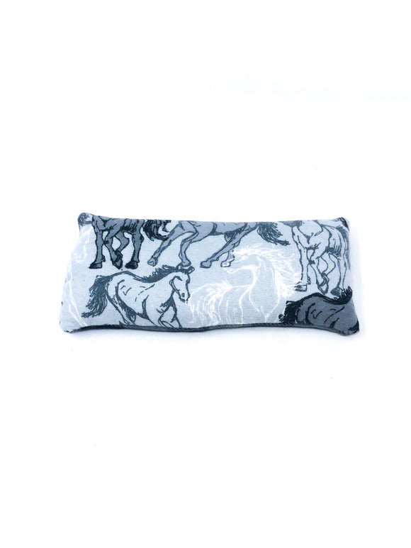 Gray Horse - Medium Bag